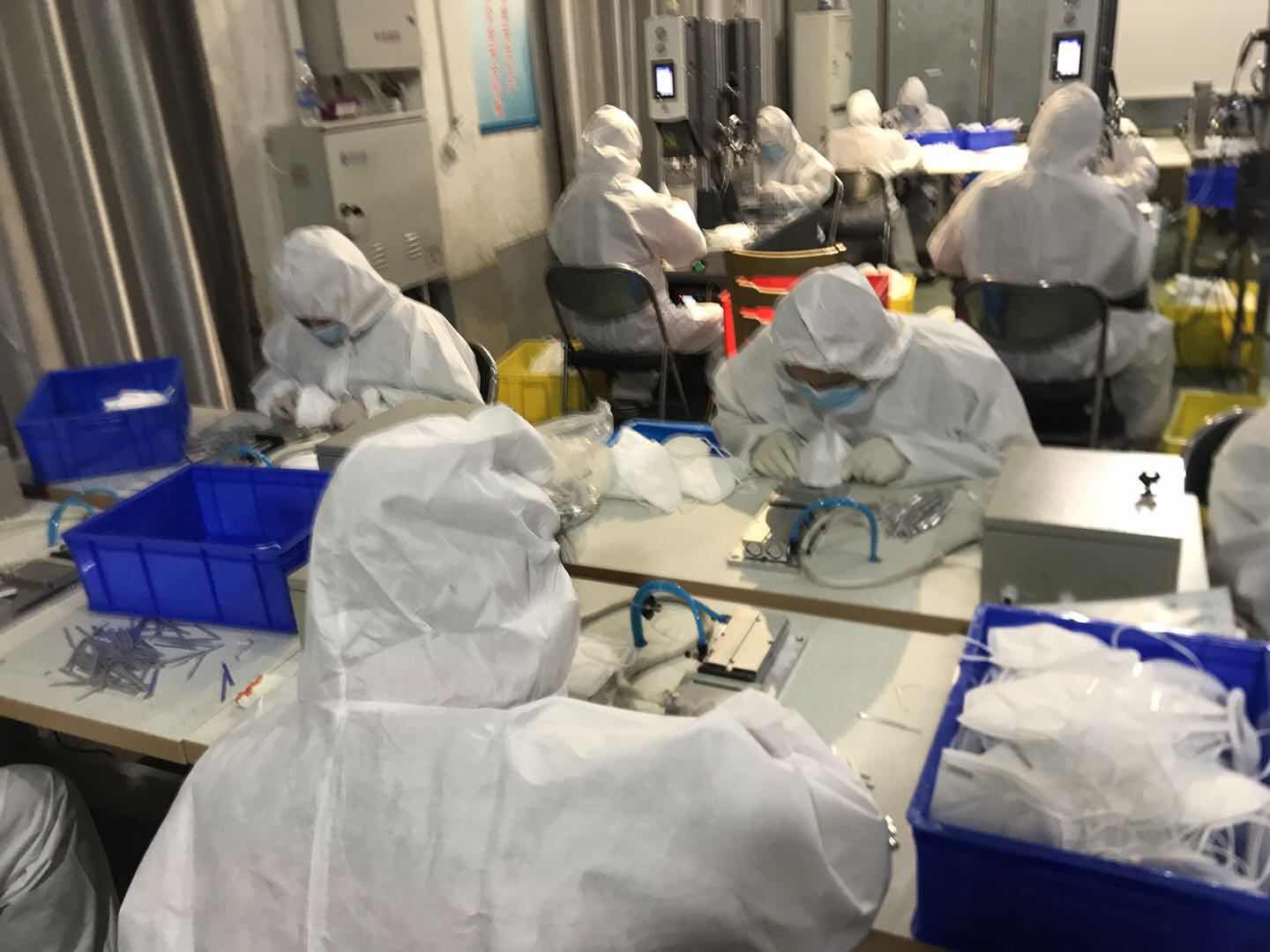 Не сплетенная ткань GB2626-2006 Kn95, N95, Ffp2 лицевой щиток гермошлема 5 слоев устранимый