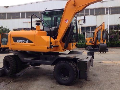 Electric Mini Excavator , Small Wheeled Excavator Yellow ISO Certificates
