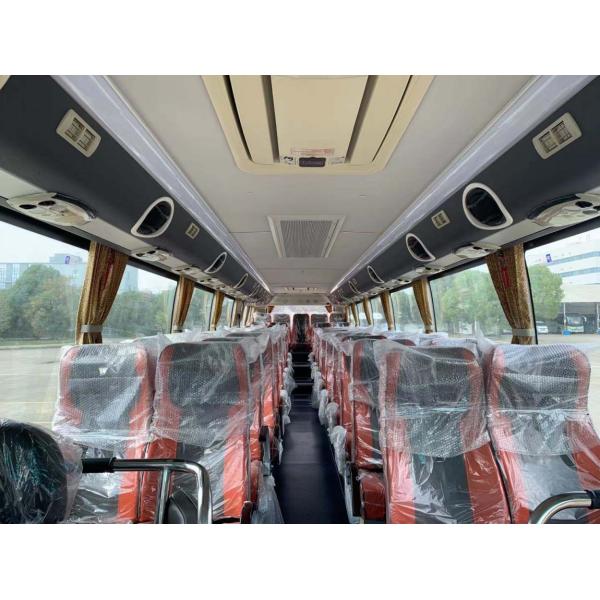 47 Seater Luxury Diesel Travel Coach Bus with High Engine Capacity and Comfortable Seats