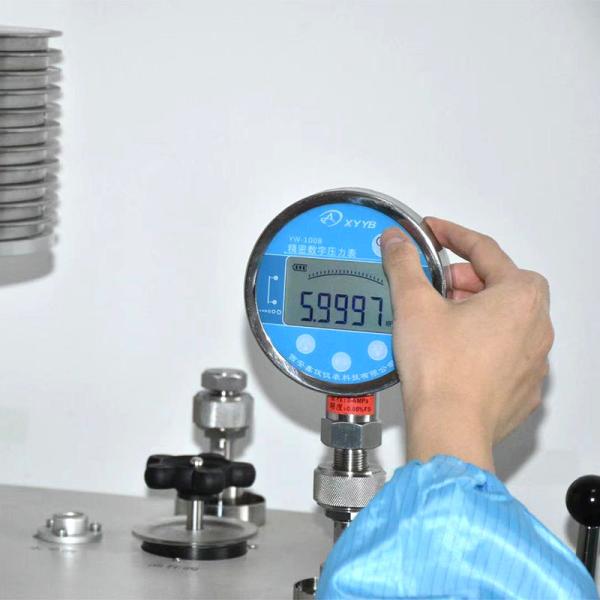 4 Inch 600 Bar Digital Pressure Gauge 100mm For Laboratory Calibration Pump