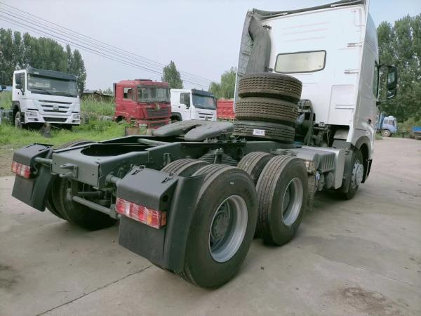 2020 made in china a7 tractor head 6*4 10 Tires Sinotruck Howo tipper  dump truck
