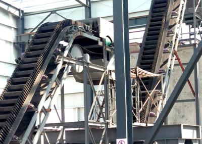 Wave Shaped Apron Pu Rubber Corrugated Sidewall Belt Conveyor For Mining