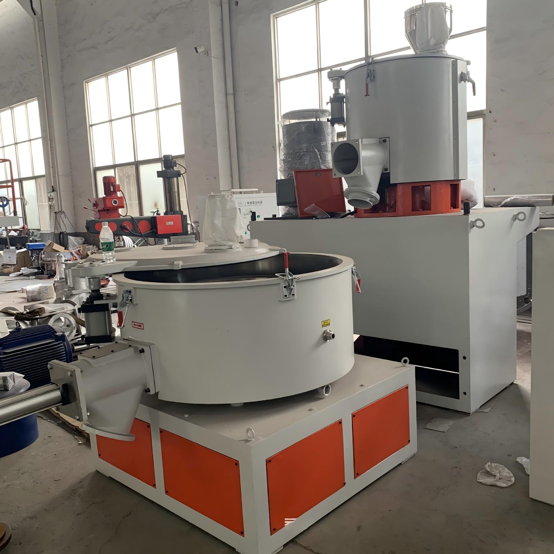 200-300Kg/H Vertical PVC Mixer 30KW 475rpm 950rpm Mixing Speed For Plastic Powder