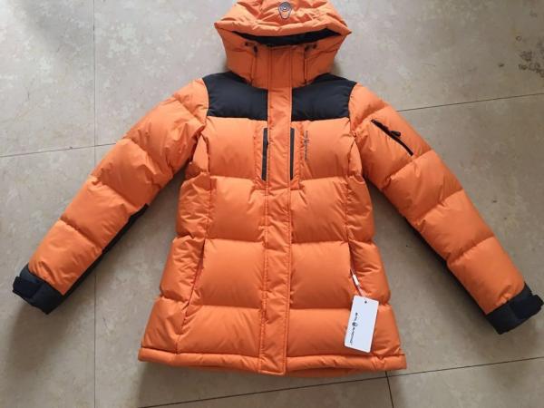 650 Fill Power Women's Heavy Down Jacket With Ykk  Zippers RDS Certificated