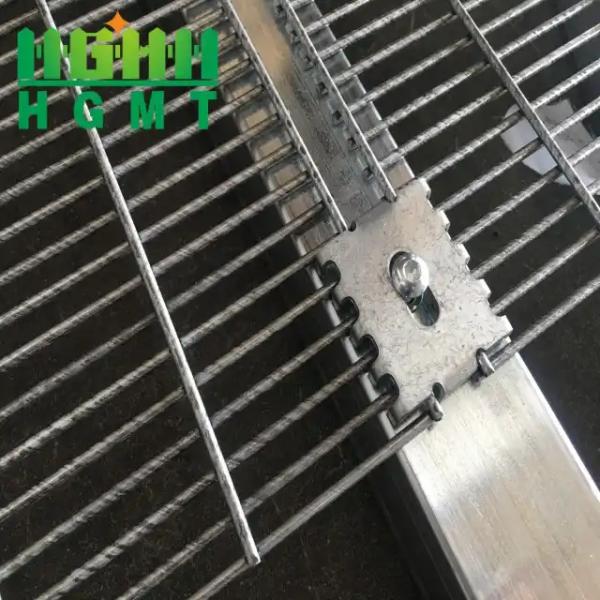 Pvc Coated 3mm Security Steel Fence 76.2x12.7mm Hole Size