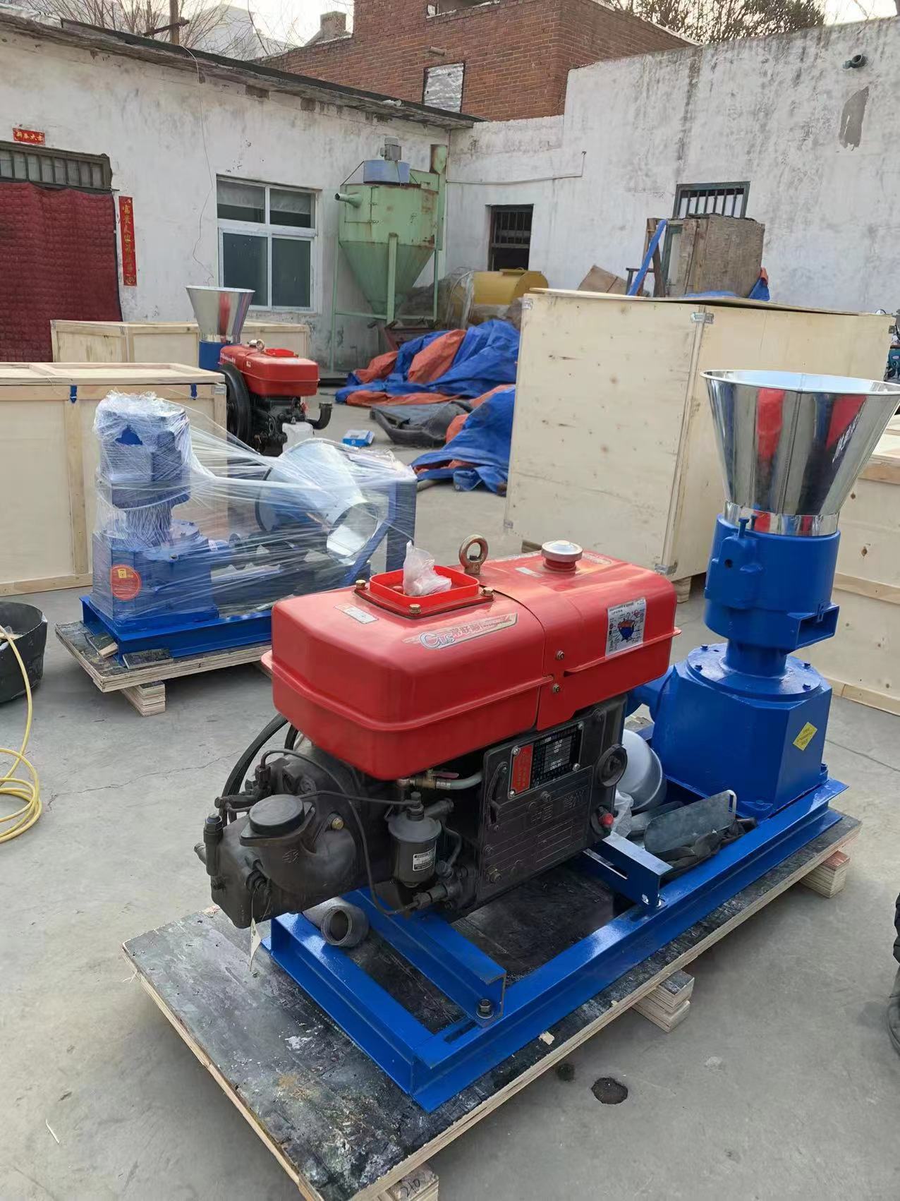 небольшая электрическая машина лепешки питания птицы 350-450kg/H для наградных продуктов питания