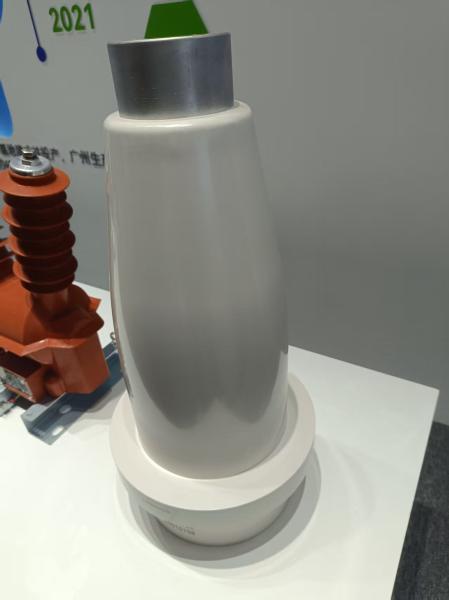 APG And Vacuum Casting Process Compatible Standard APG Clamping Machine