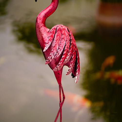Estátua animal do flamingo do metal da decoração cor-de-rosa exterior da jarda do flamingo do metal