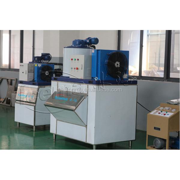 Máquina de hielo en escamas de agua dulce comercial 300 kg 1.9KW