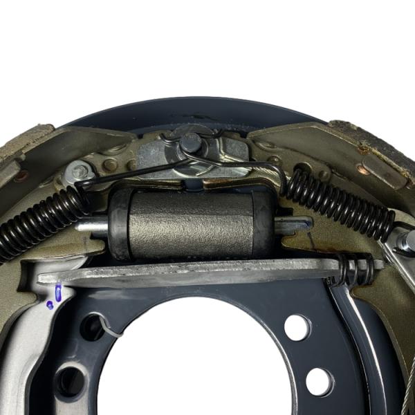 OEM 24453-70411 Forklift Wheel Brake Assy with Long Working Life and Steel Material for CPCD30-35 CPC30-35 CPD30-35 FD30-35 FG30-35 LH