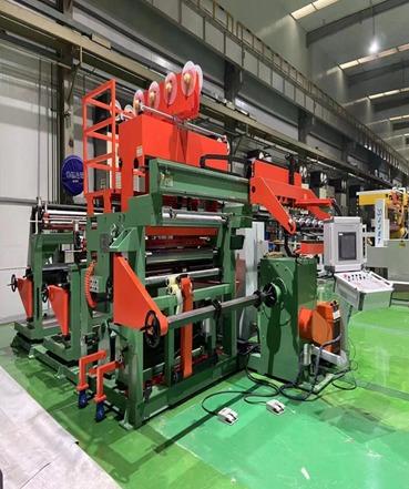 Machine de remontage de feuille de transformateur avancée - Solution de remontage de bobine automatique et de haute précision