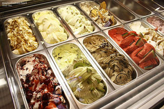 Коммерчески витрина мороженого Gelato ветроуловителя замораживателя дисплея мороженого