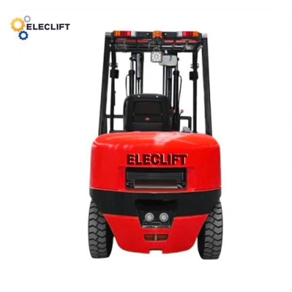 Japanese Engine Diesel Four Wheel Forklifts With 150mm Fork 1500-7000kg Capacity
