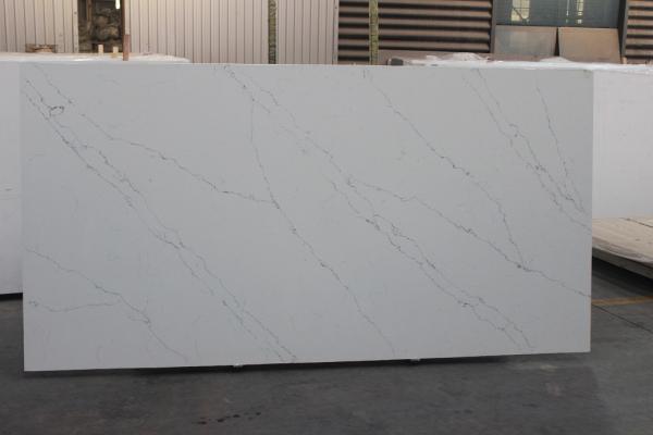 P7106 Black Vein Calacatta Quartz Countertops High Temperature Resistant