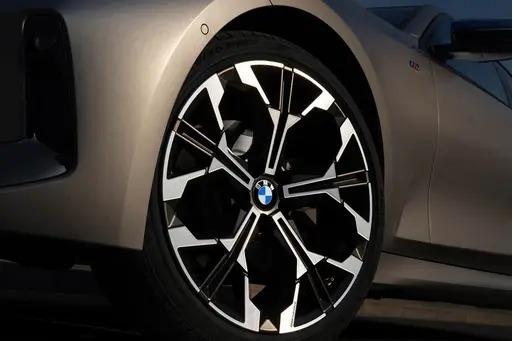 BMW 2025 330i 50th Anniversary Limited Edition
