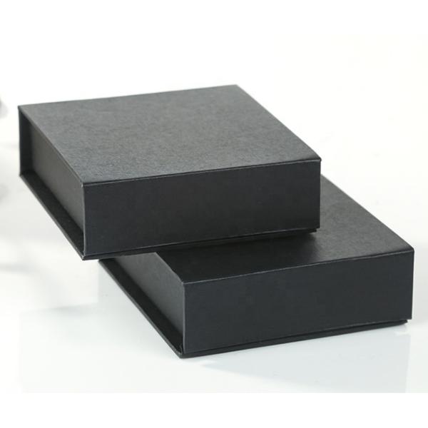 Customized Black Magnet Jewelry Box with 90*90*35mm Dimensions and Customized Logo