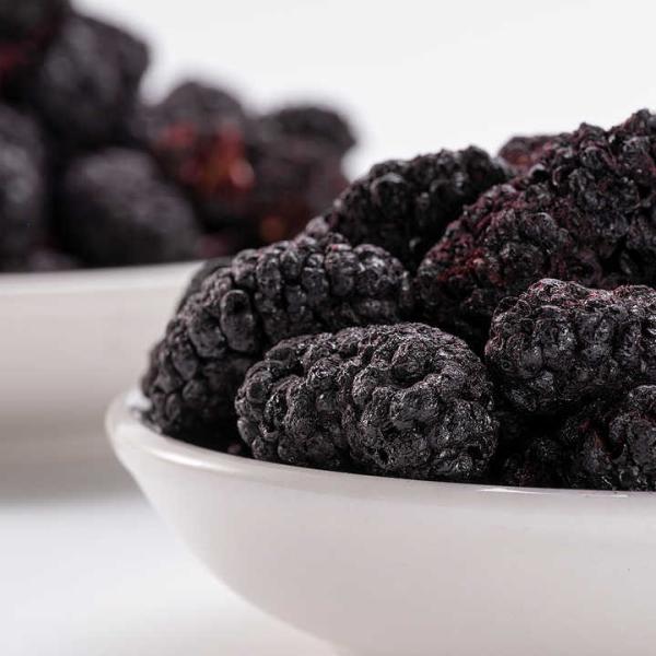 Sinocharm HACCP New Season Premium Organic Brix 10-11 Frozen Fruits Wholesale Price IQF Frozen Whole Mulberry for Jam