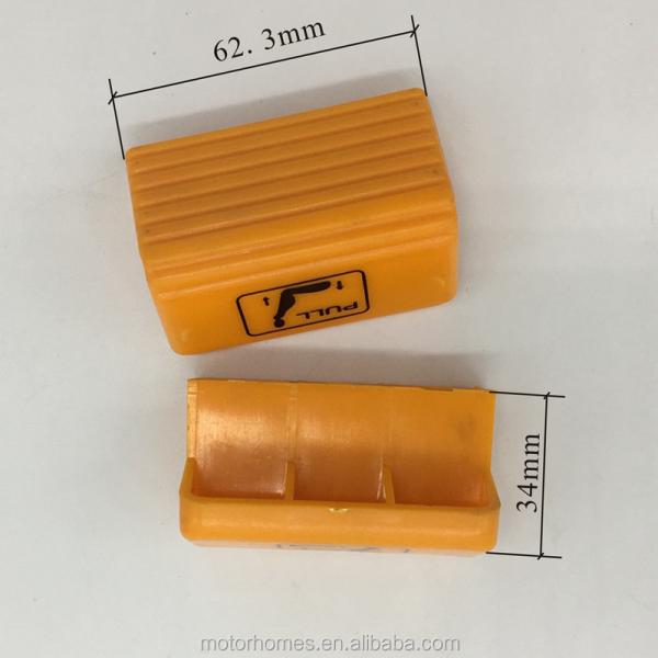 Plastic adjuster of height for the mechanical suspension driver seat