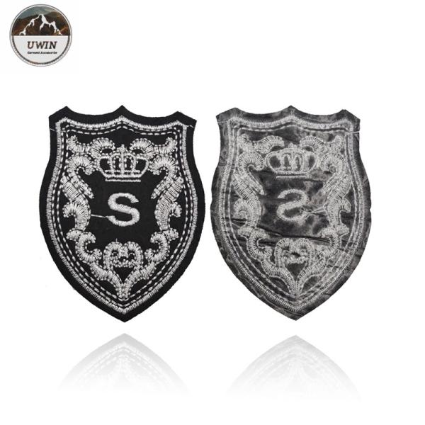 Royal Exquisite Embroidered Logo Badges With Merrowed Border / Heat Cut Border