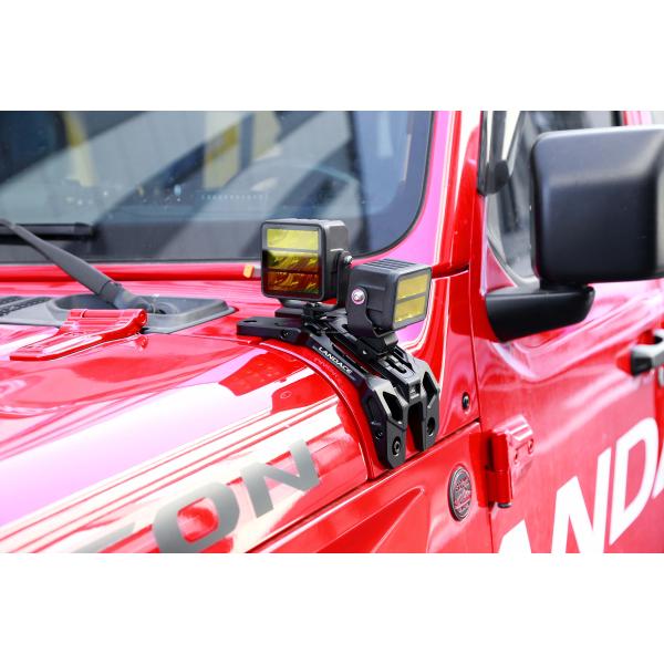 Off Road Car Wrangler JL A Пиллер световой капот Монтаж кронштейн Алюминиевый сплав 235 * 130 * 100 мм