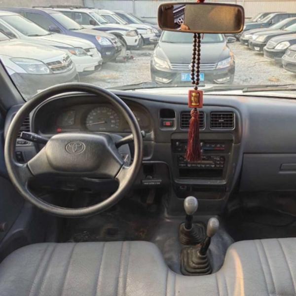 4WD 5 Seats 3.0L Diesel 66000km 2008 Second Hand Toyota Hilux Used Pickup Trucks