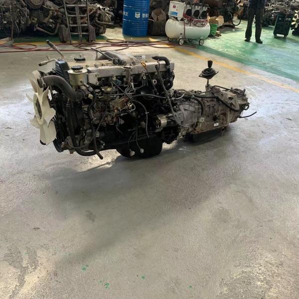 203 chevaux Toyota 1HDT Turbocompresseur du moteur diesel d'occasion pour l'application Land Cruiser