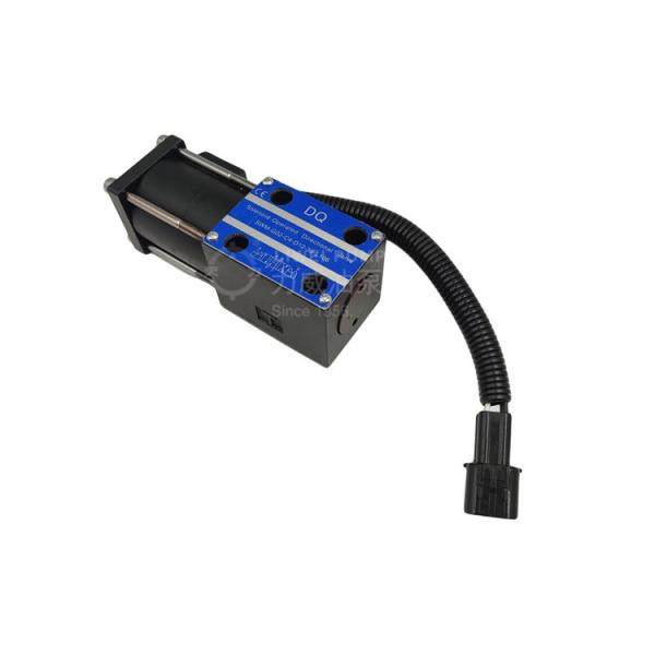 OEM 8FDU20 8FGU20 7FG35 Forklift Solenoid Valve Solenoid Controlled Hydraulic Valves 32610-30520-71