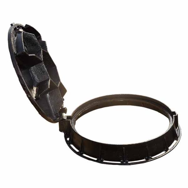 Cubierta dúctil bloqueable del agujero de la tubería de alcantarilla de la cubierta de boca del hierro para el drenaje del camino