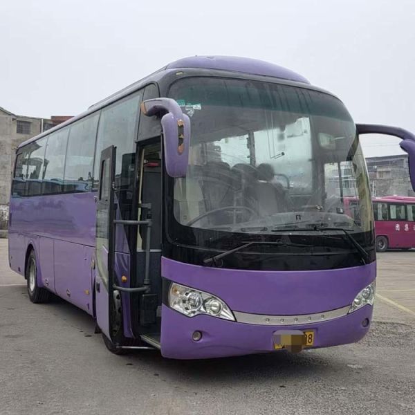 Used Yutong Bus ZK6908H0AA 39 Seats Passenger Coach with Yuchai Diesel Engine