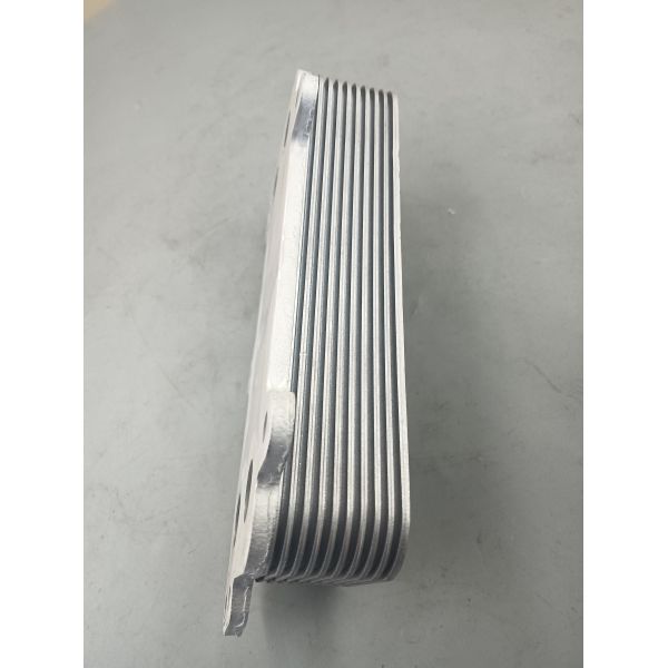 High quality oil cooler 070 117 021 D for Multivan Touareg 2.5