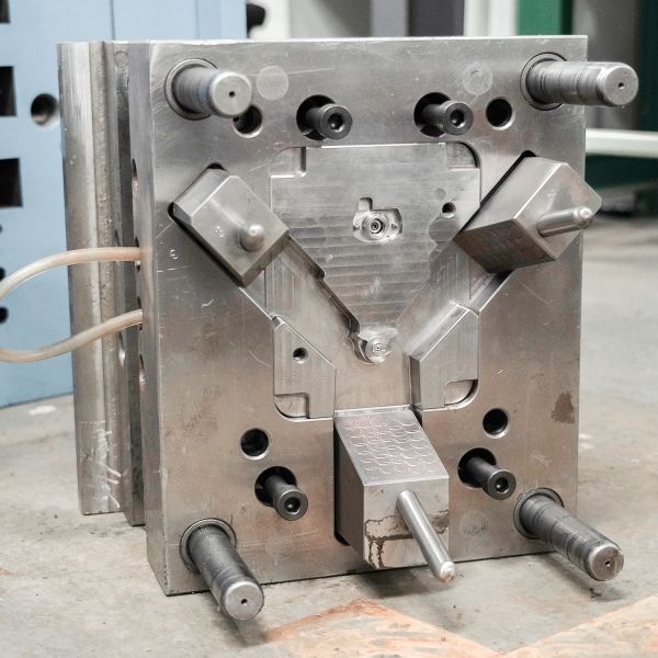 100 Percent Inspection Rapid Tooling Using Epoxy Material Types and STP Drawing Format Providing Manufacturing Solutions