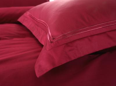 Red Home Textile Products King / Queen Bed Sheet Sets Good Moisture Absorption