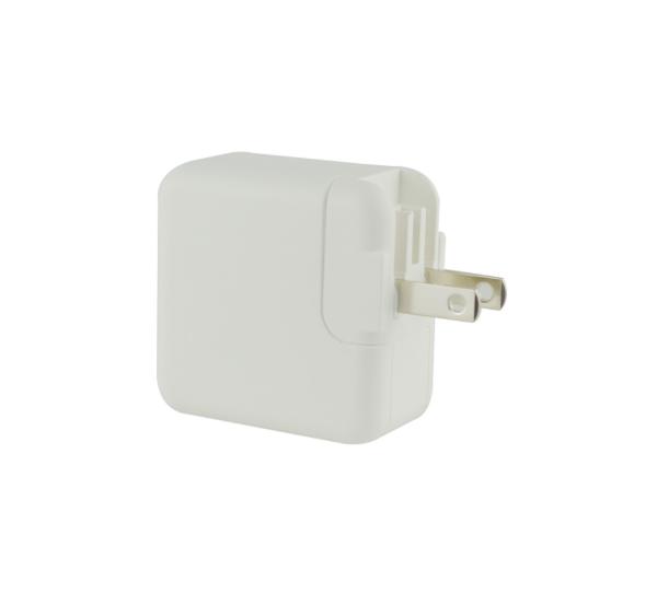 60 * 60 * 28.5mm Usb Pd Charger , High Brightness Surface Type C Fast Charger