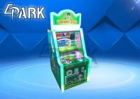 容易に操作はフットボールの買戻しのゲーム・マシンのシミュレーター装置をからかいます