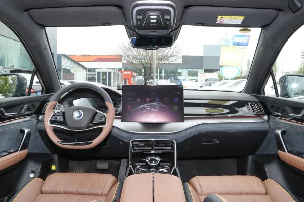2023 BYD Tang EV SUV 600km Range 4WD Direção esquerda Viagens de longa distância para adultos