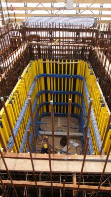 Shaft platform Climbing Formwork system used in concrete pouring of elevator well