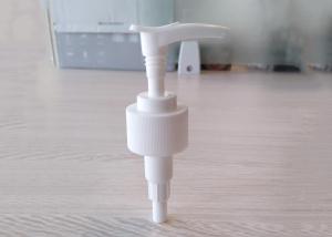 Vers le haut - de la pompe en plastique vers le bas à nervures de lotion de vis