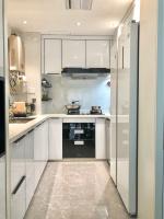 Contemporary Modern Style Two Tone Slab Panel Dark Kitchen Cabinet