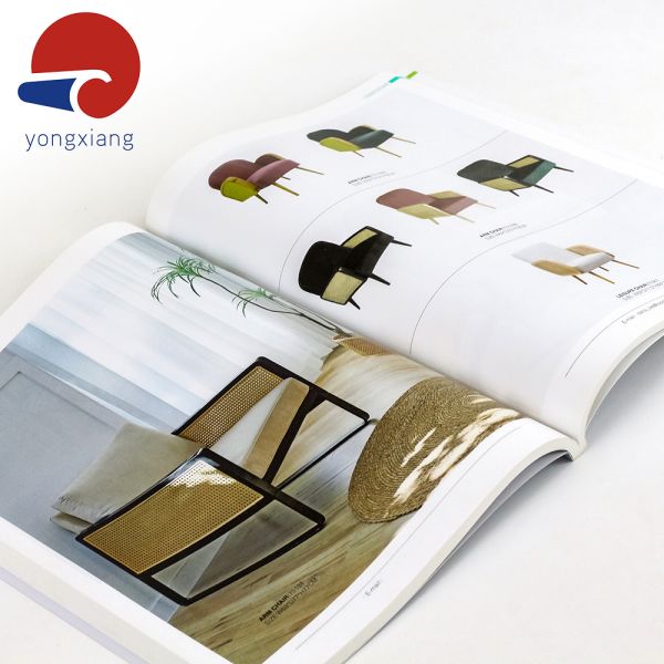 Perfect Binding Catalog Magazine Printing Glossy Paper / Matte Paper Custom Catalog Printing