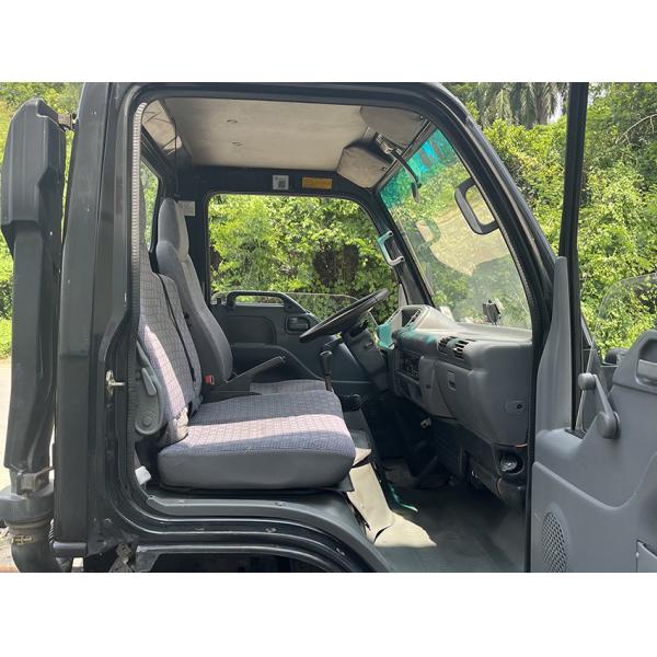 LHD Diesel usados caminhões de carga média, Isuzu veículos comerciais de segunda mão