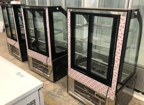1.5M Arc Shaped Bakery Glass Showcase With Optional Led Lighting