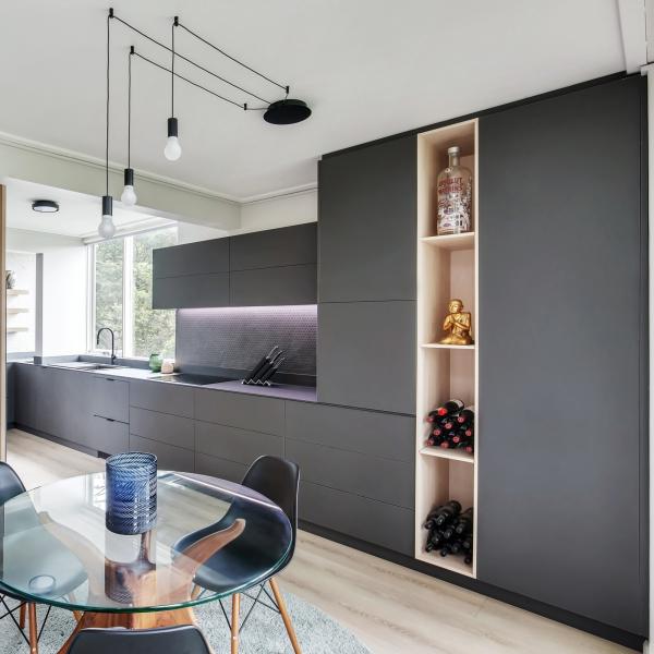 Luxury Black Melamine Modern Matte Kitchen Cabinet Sets Moisture Proof