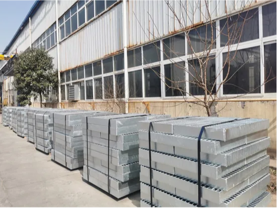 Heavy-Duty Customizable Anti-Corrosion Non-Slip Breathable Steel Grating Galvanized Steel Type