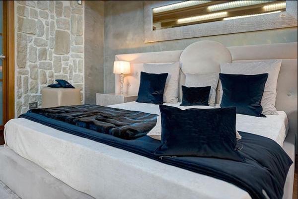 2.2m Luxury Italian Bed Luxus Bett Modrest Nicla Italian Modern White