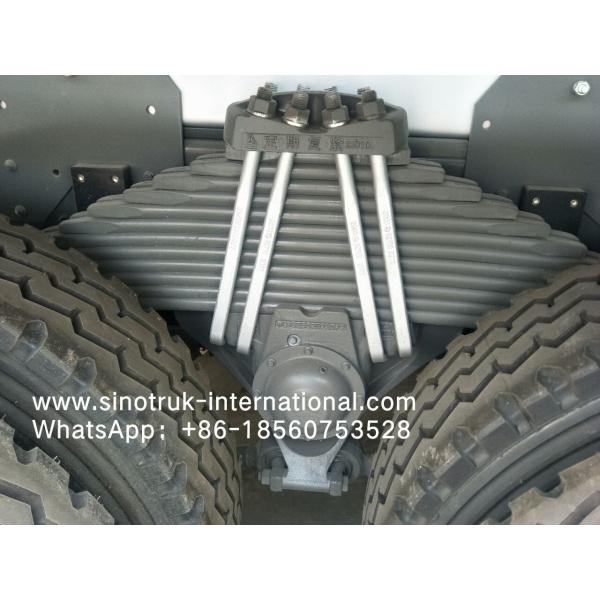 SINOTRUK HOWO 6×4 10 Wheels Oil Tank Truck 400HP Oil Tank Chassis