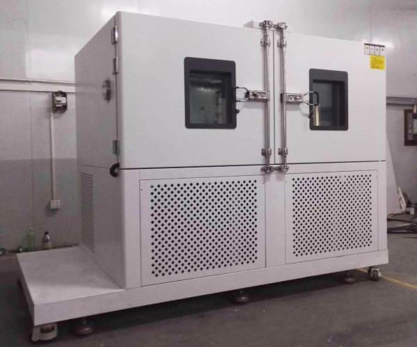 LIYI 304 Stainless Steel Temperature Cycling Chamber 1.5m Width Double Door