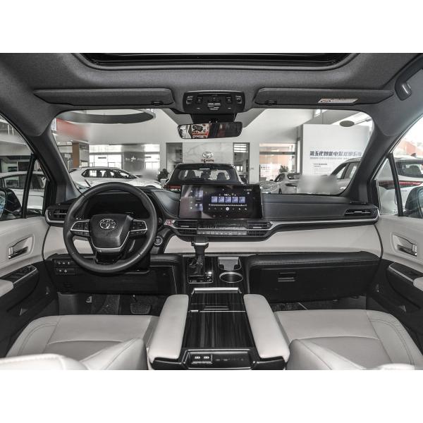 Toyota INNOVA Coches con manejo a mano izquierda Mini Venta Europa Coches híbridos y de gasolina