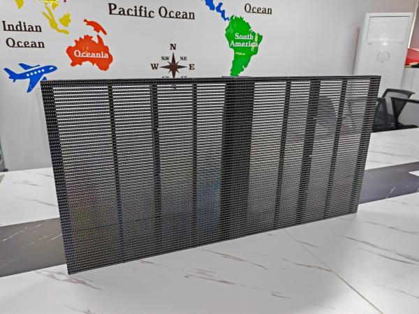 Indoor P3.9 1000*500mm Energy Saving High Transparency Easy Install Transparent LED Display Screen Wall