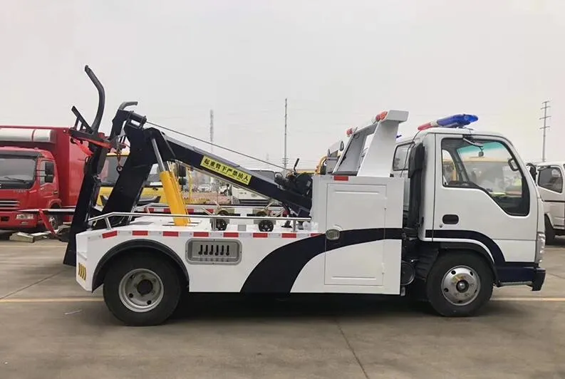 Isuzu New Road Recovery 3tons/4tons/5tons Car Wrecker Truck