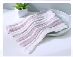 O crepe Multilayer quatro camadas listrou a tampa de Gauze Fabric Swaddle